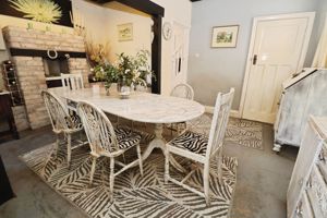 BAYARD AVENUE- click for photo gallery